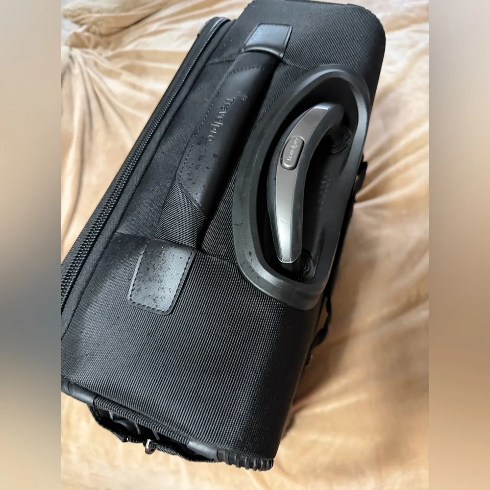 Travelpro Black Rolling Tote Suitcase Two Wheel